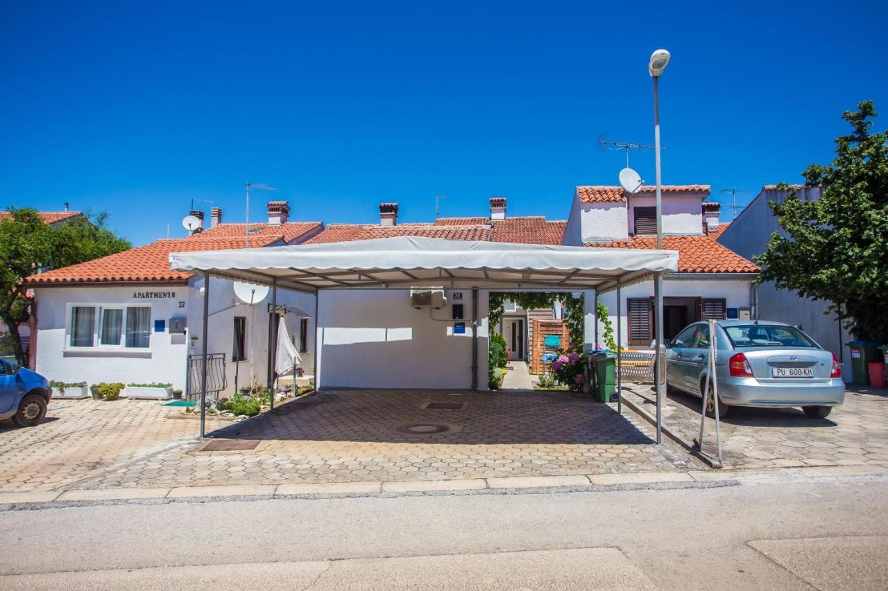 Apartment Rosse Poreč Dış mekan fotoğraf