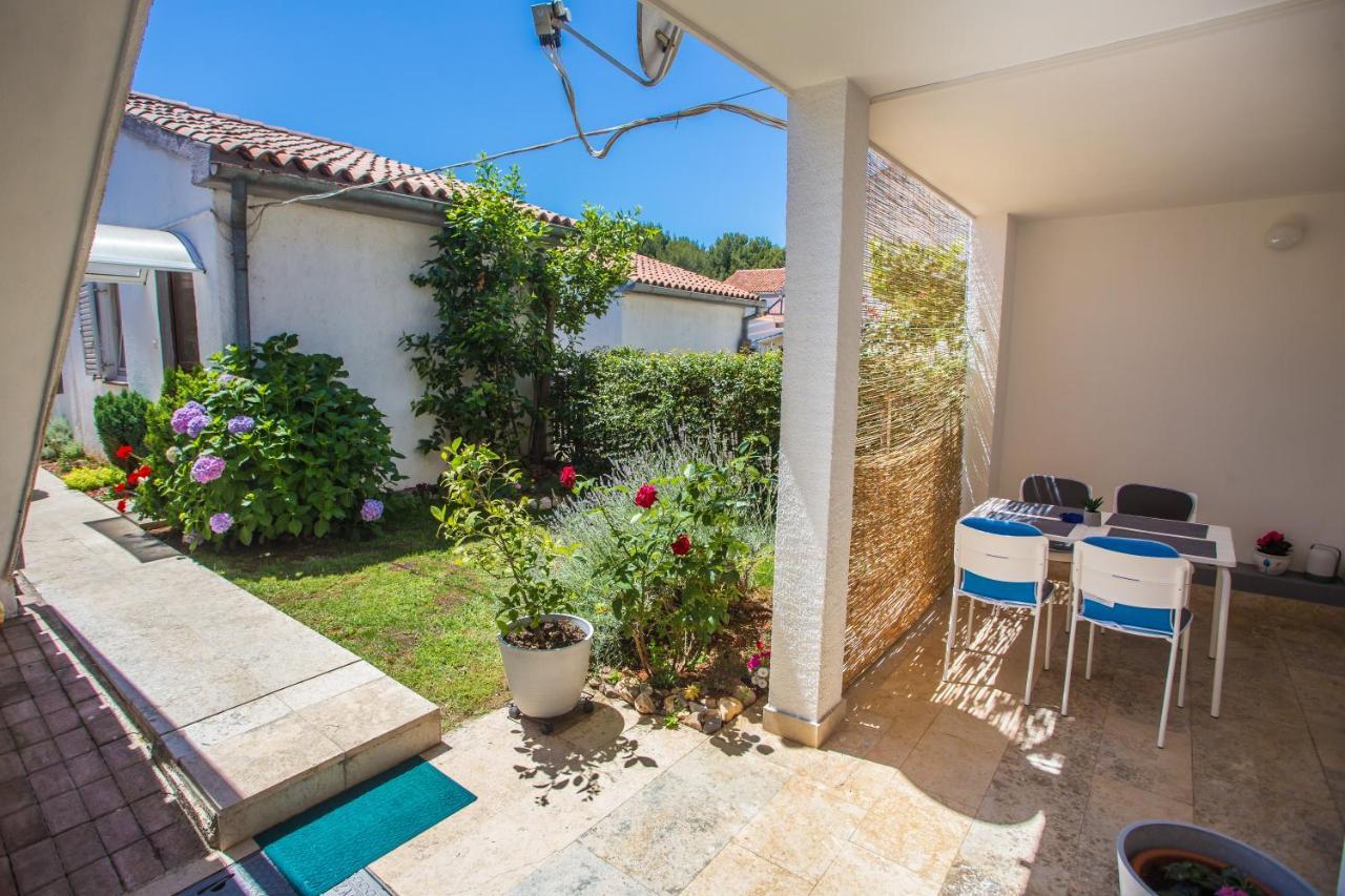Apartment Rosse Poreč Dış mekan fotoğraf